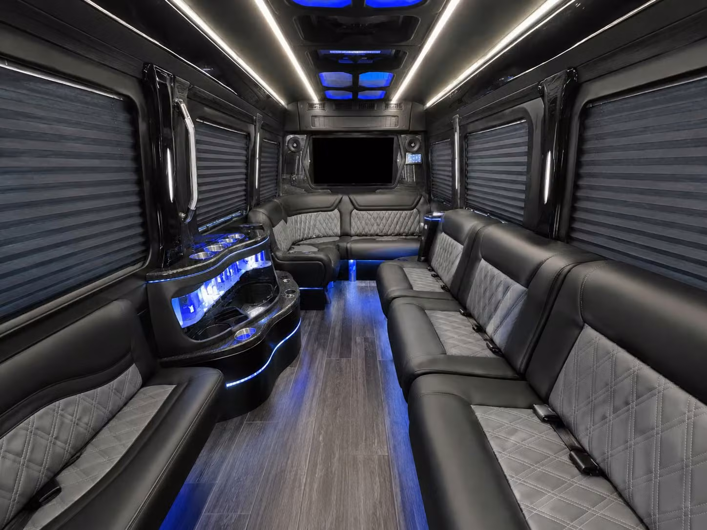 corporate groups and retreats departing shakopee have a smarter way to travel