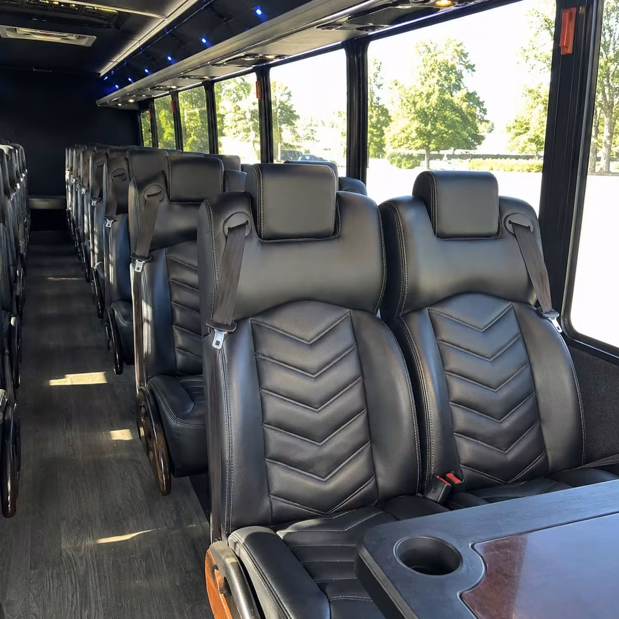 shakopee airport transportation