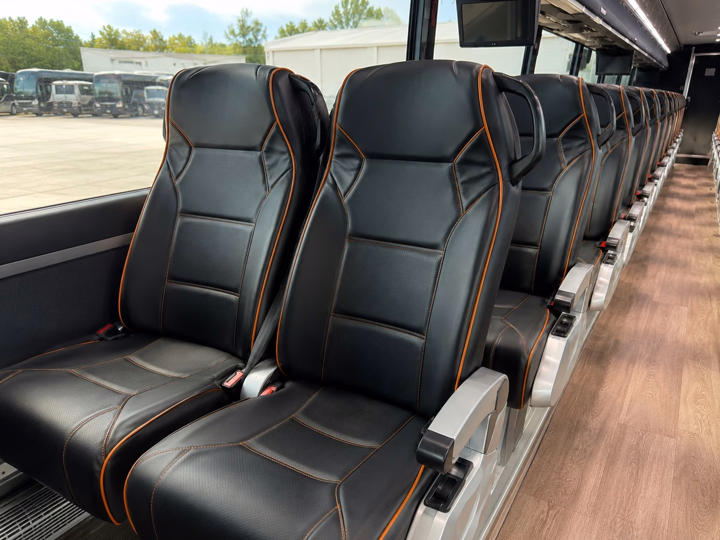 shakopee wedding shuttle services transportation