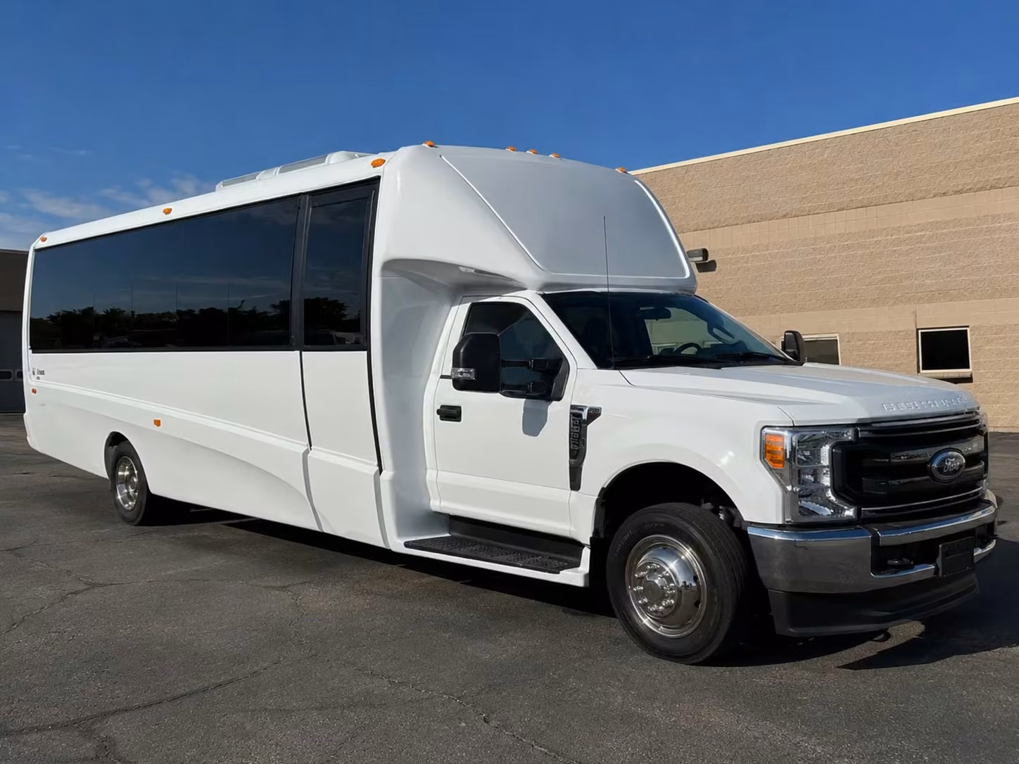 shakopee wedding transportation